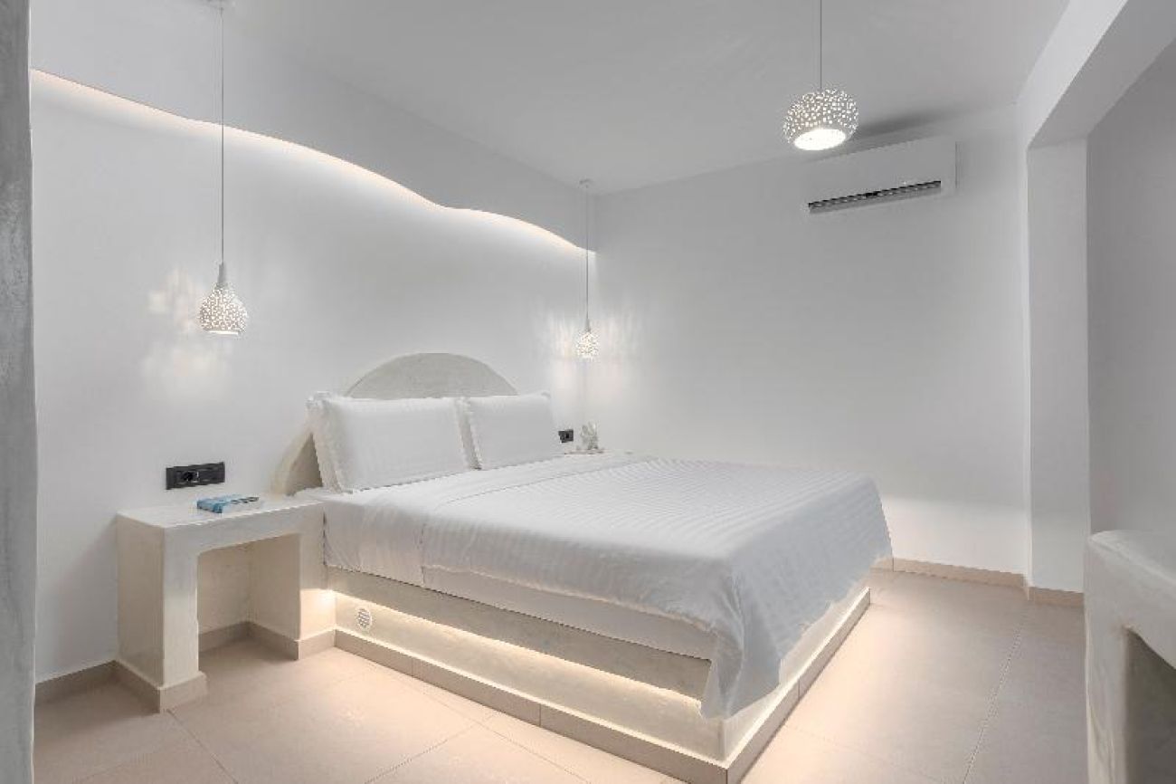 Sole D'Oro Luxury Suites 3*