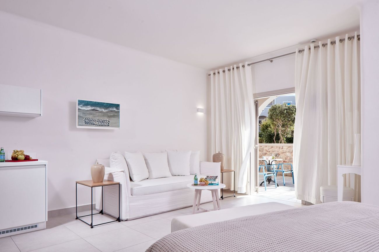 Santo Miramare Hotel Santorini 4*