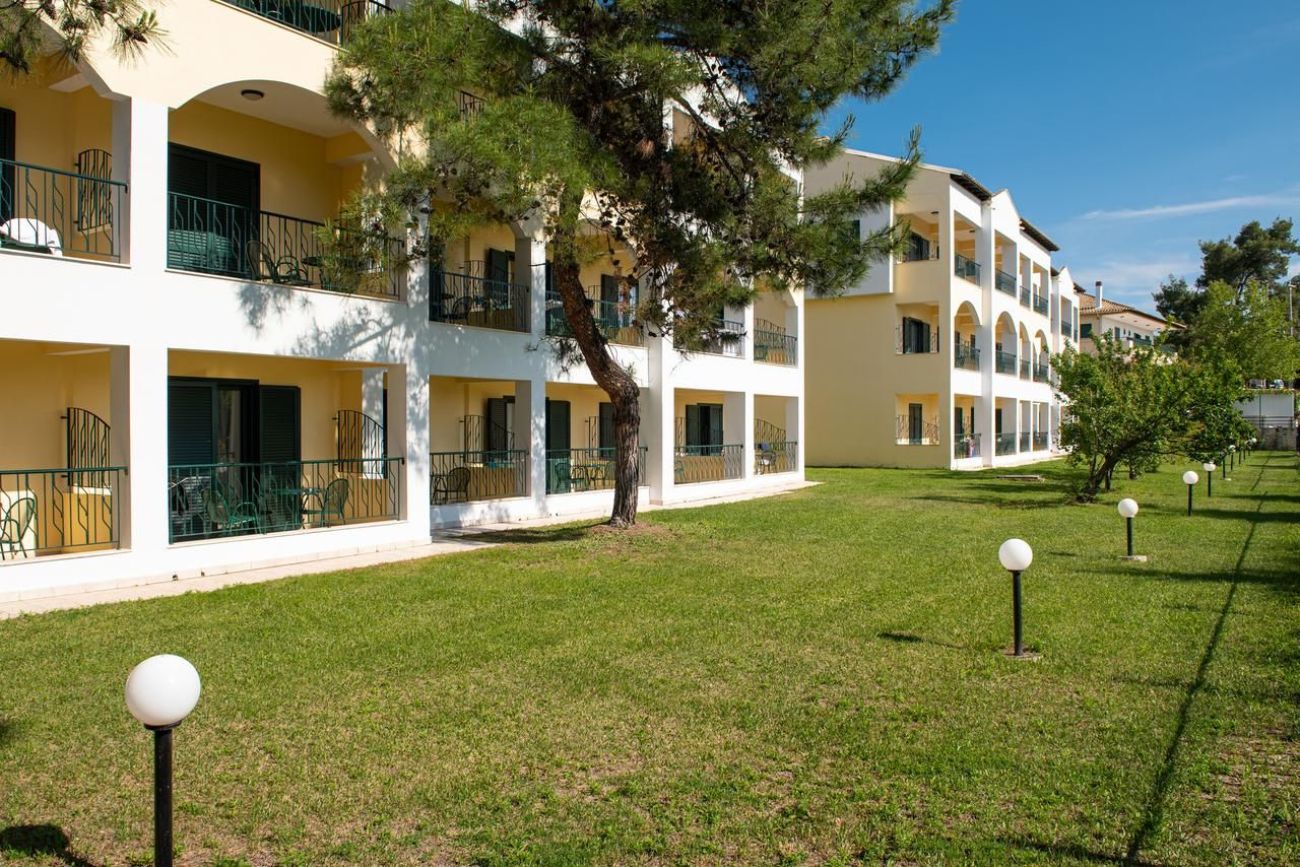 Lesse Hotel 4*