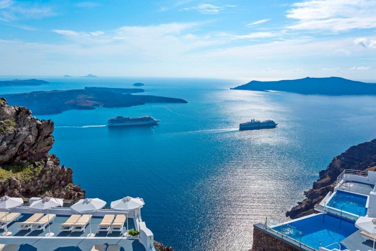 Pegasus Suites & Spa 5*