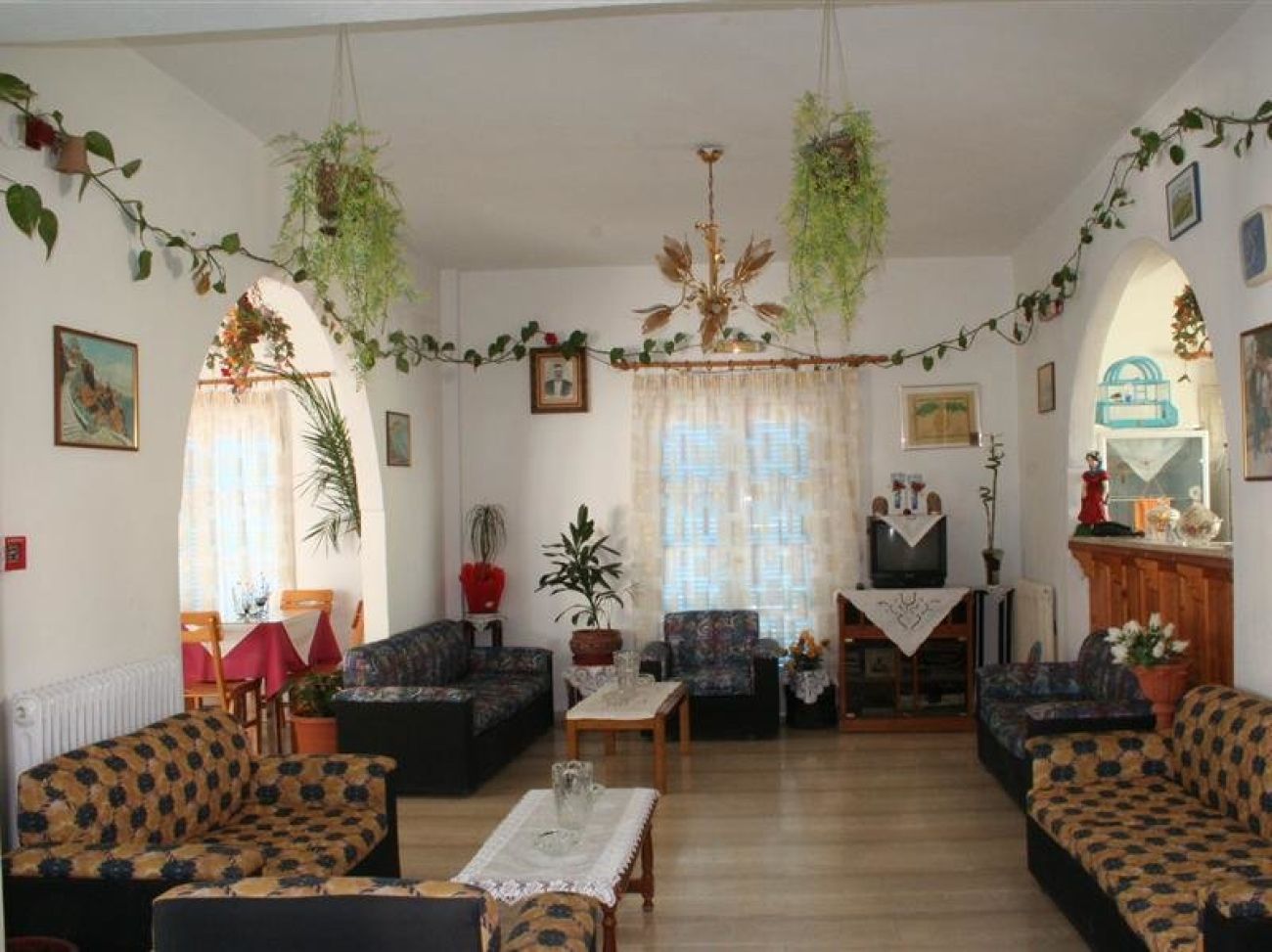 Hellas Hotel 2*