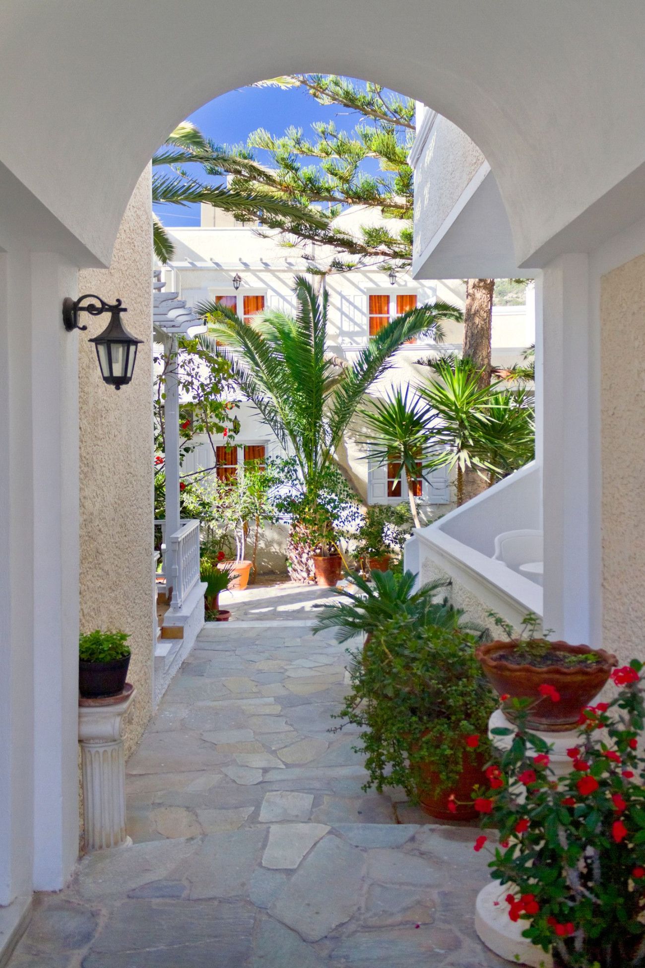 Dolphins Apartments Santorini 3*