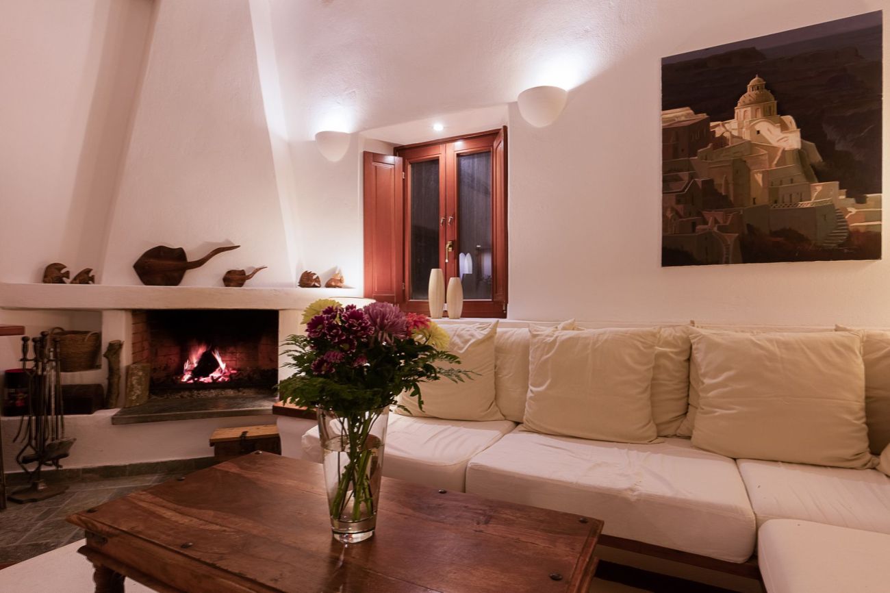 Aquaria Villa Santorini 5*