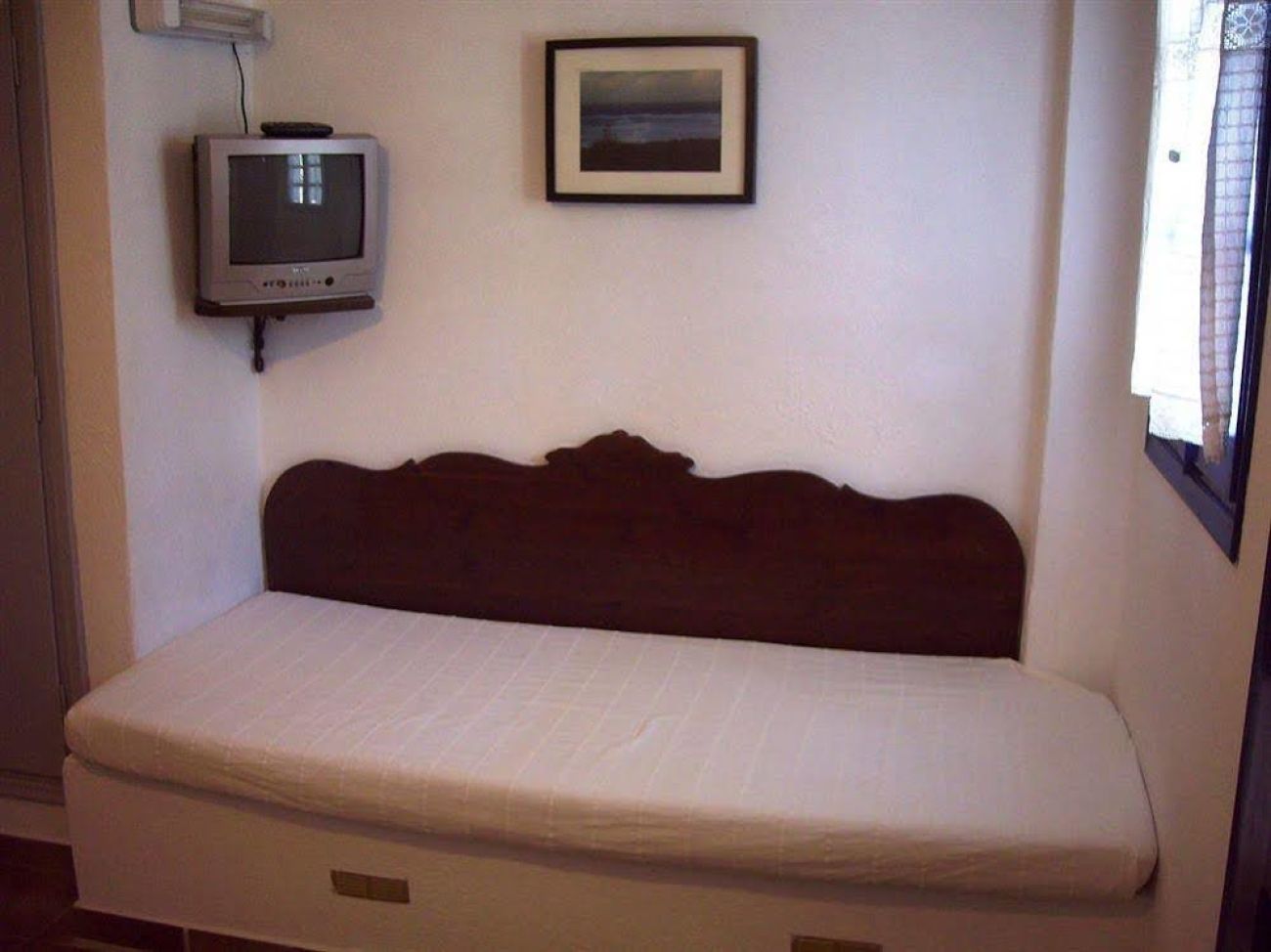 Muses Cycladic Suites