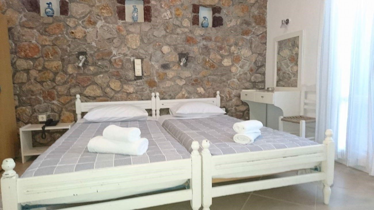 Ino Hotel Santorini