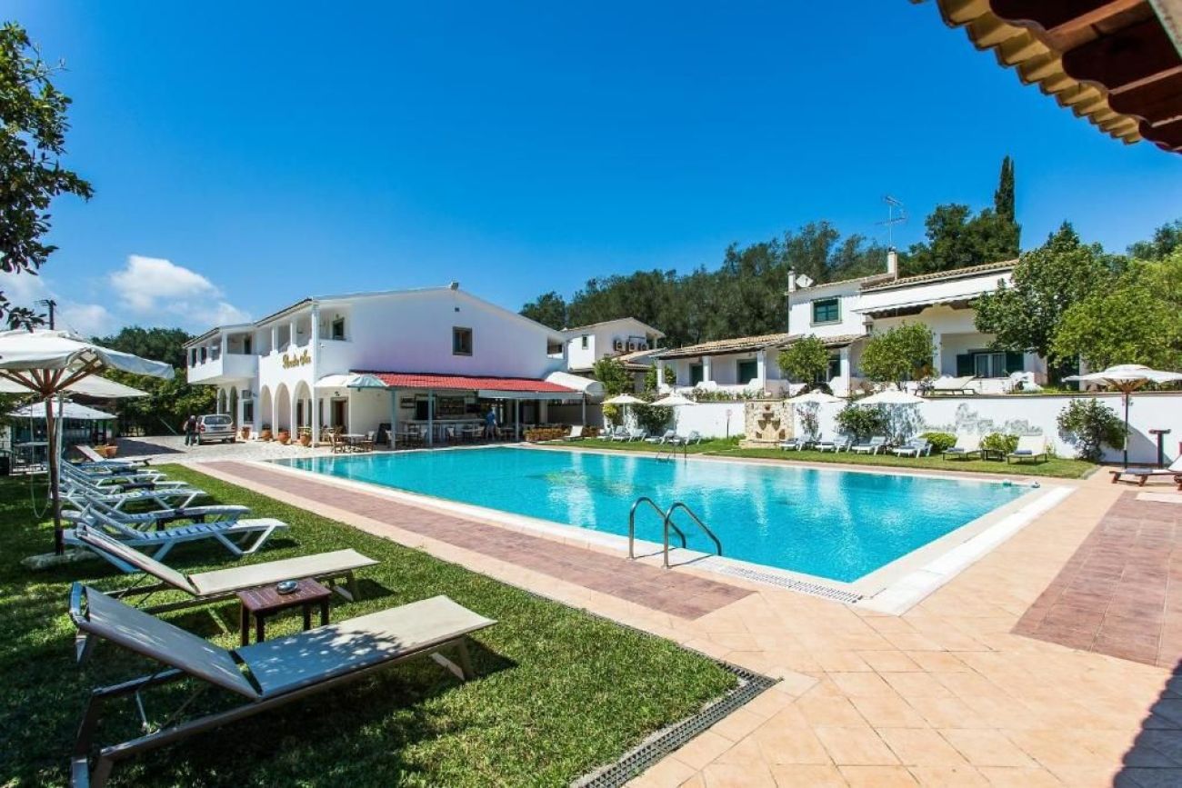 Paradise Inn Corfu 3*