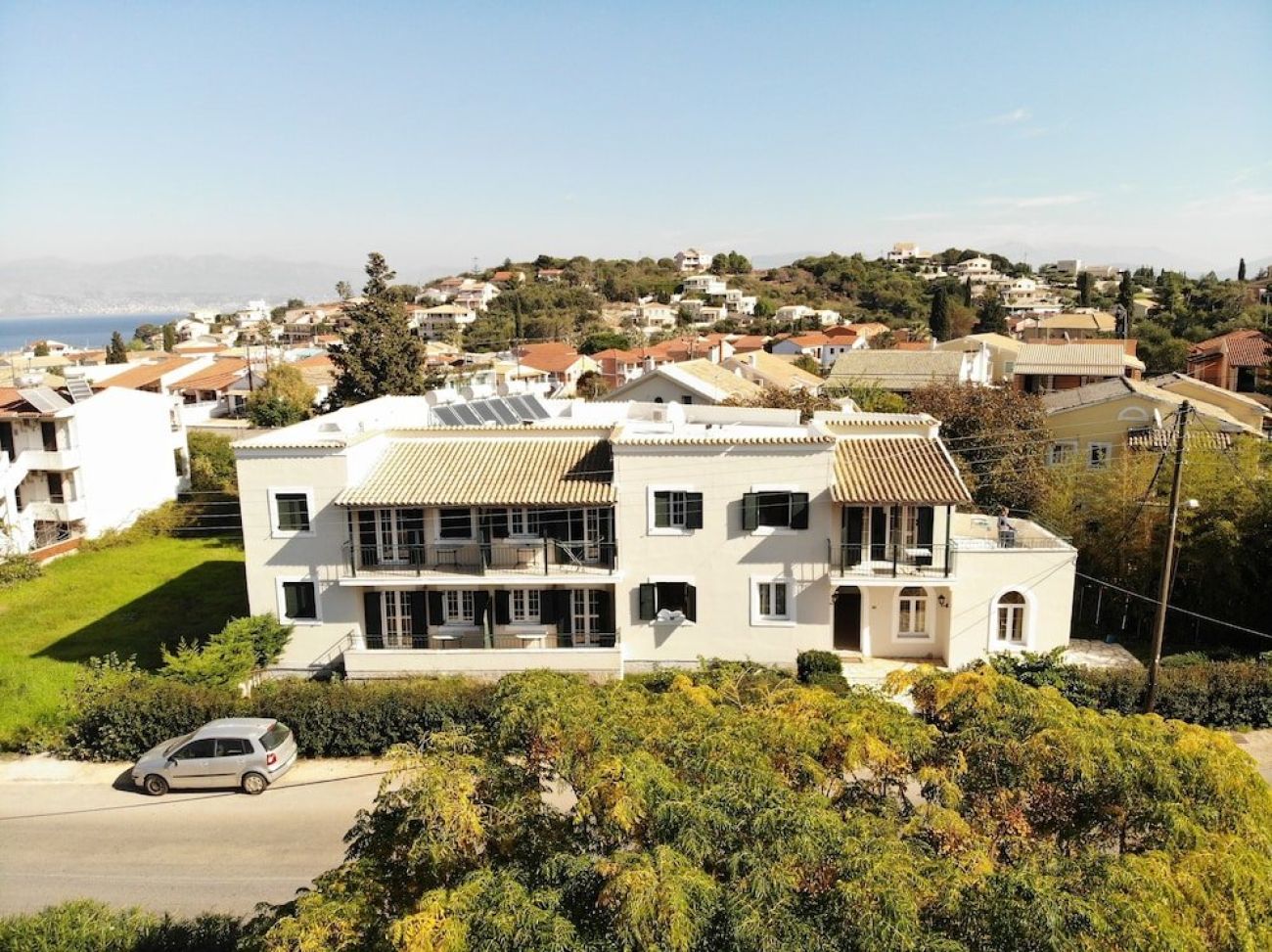 Balaris Apartments