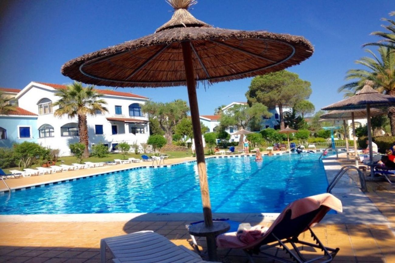 Helion Villas and Apartments 3*