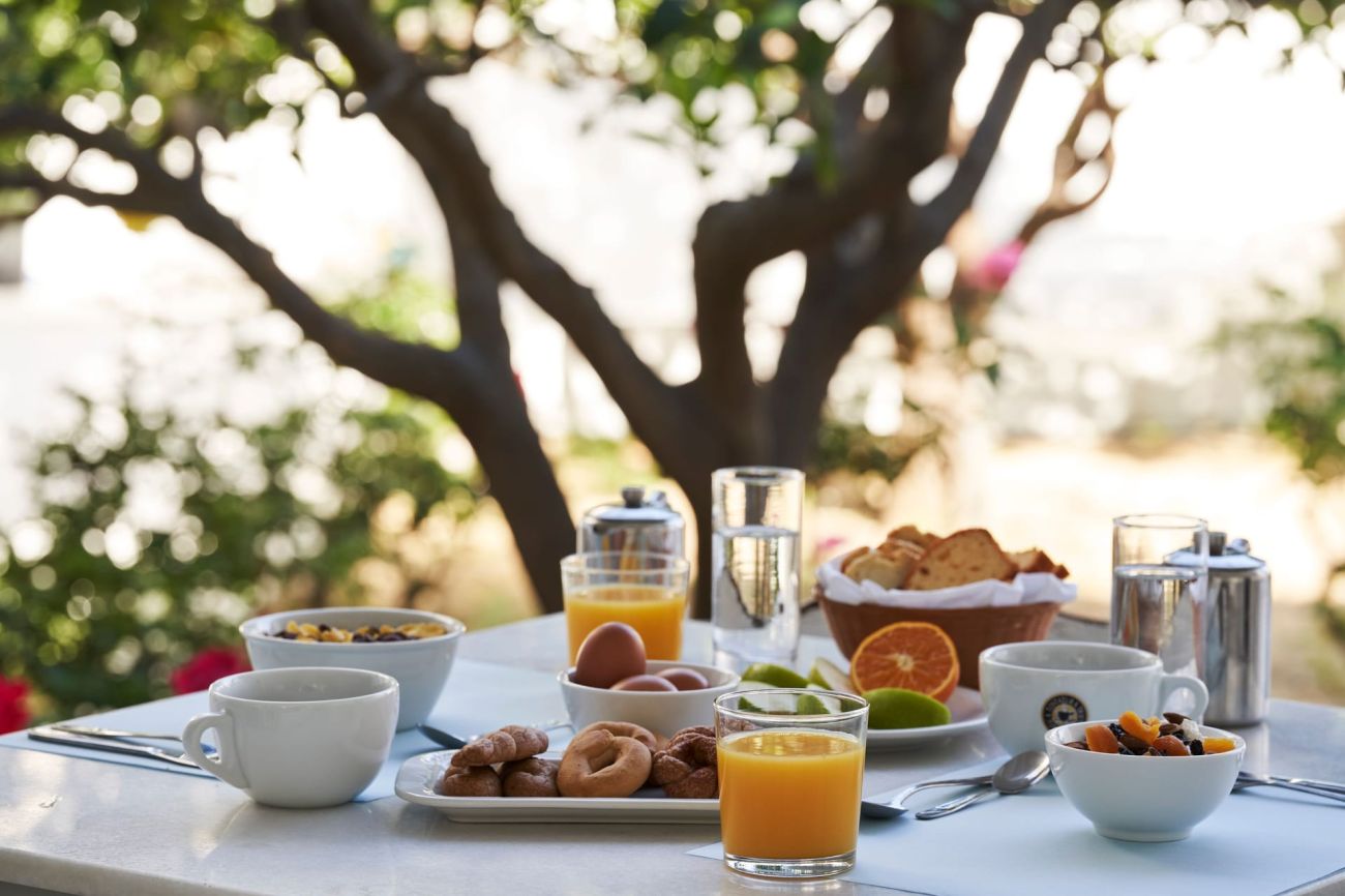 Polos Hotel Paros 3*