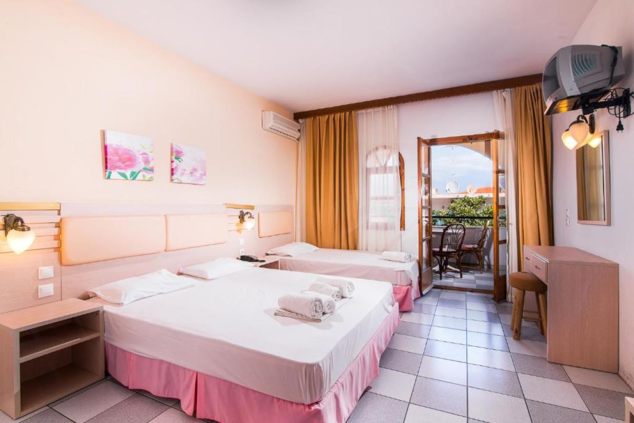 Calypso Hotel 2*