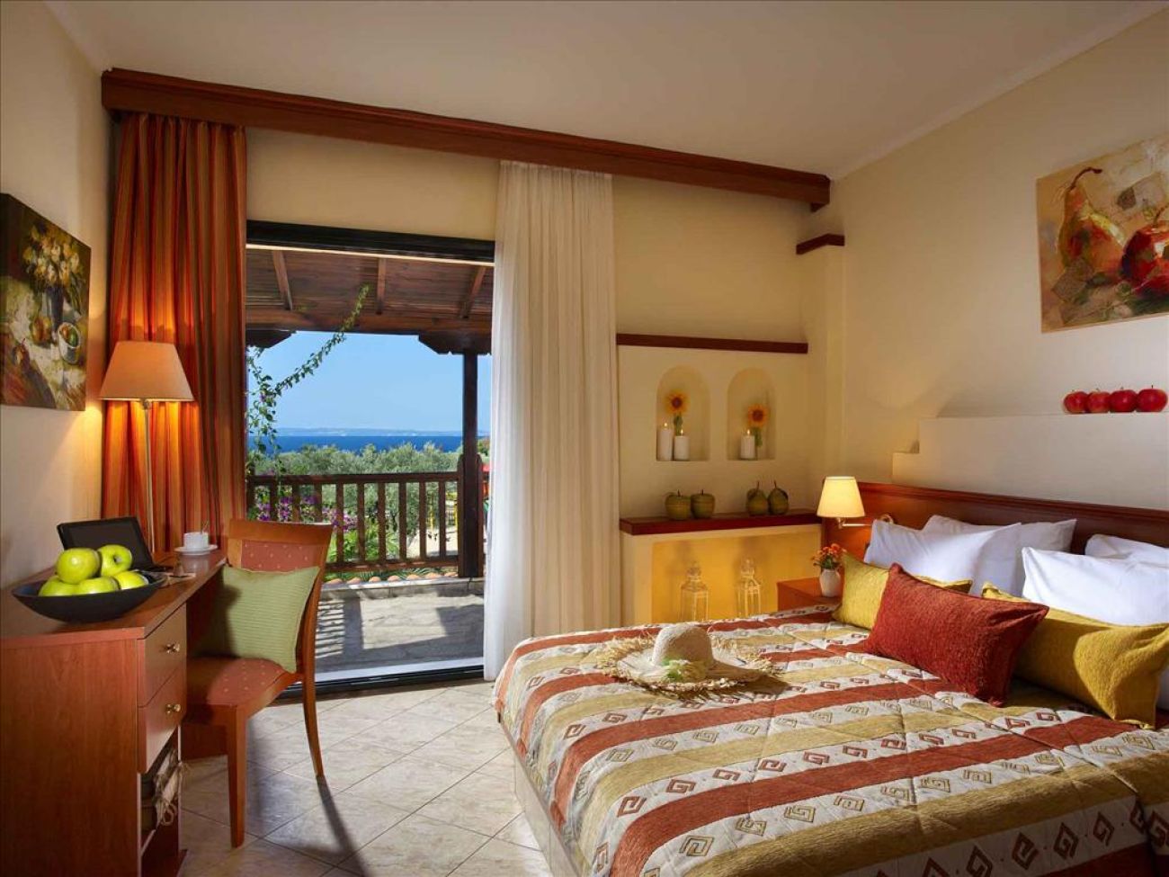 BLUE DOLPHIN SARGANI 4*