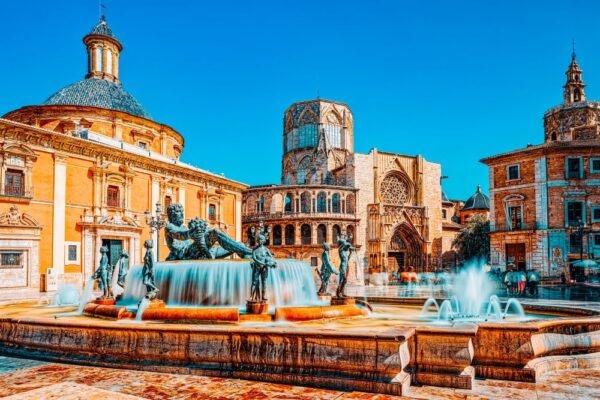 BIG 1859556133 Fountain Rio Turia Square Virgin Mary Valencia Cathedral