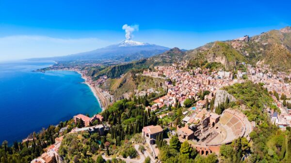 BIG 2670243983 Taormina