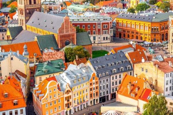 BIG 511881757 old town Riga